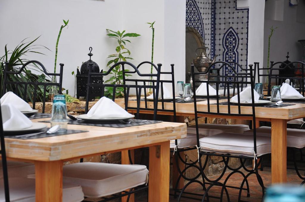 Hotel Al Alba Hammam & Restaurant Asilah Exterior photo